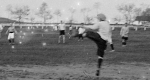 Labdarúgás, futballpálya, 1920 (Fotó: Fortepan)