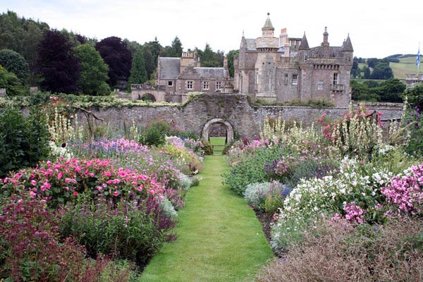Abbotsford House, Sir Walter Scott otthona (Fotó: Ivon Bart, Scottsabbotsford.co.uk)