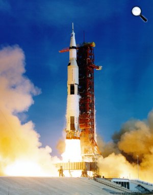 Az Apollo-11 útnak indul (Forrás: NASA)