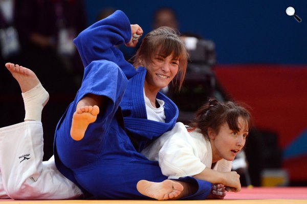 Karakas Hedvig (kékben) az ötödik lett a londoni olimpián, cselgáncs (MTI Fotó: Kovács Tamás)