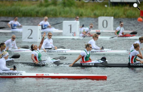 Szabó Gabriella, Kozák Danuta, Kovács Katalin, Fazekas Krisztina kajakosok, London (MTI Fotó: Kollányi Péter)