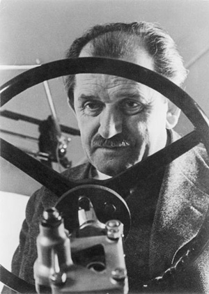 Dr. Ferdinand Porsche, 1939 (Forrás: Atutomobile.de)