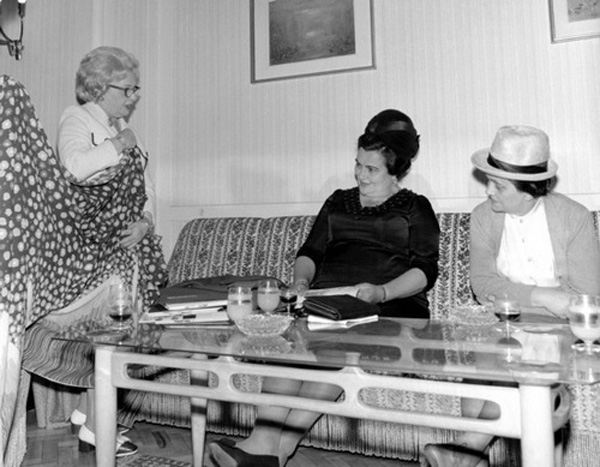 Rotschild Klára, Jovanka Broz és Kádár Jánosné (Forrás:  BTM)