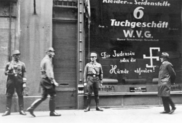 Anschluss, Bécs, 1938 (Forrás: United States Holocaust Memorial Museum)