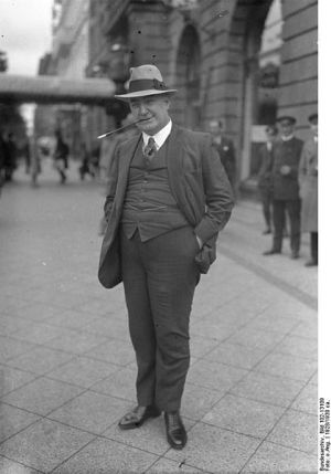 Edgar Wallace, 1928 (Forrás: edgarwallace.com)