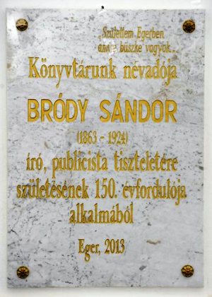 Bródy Sándor író emléktáblája (MTI Fotó: Komka Péter)