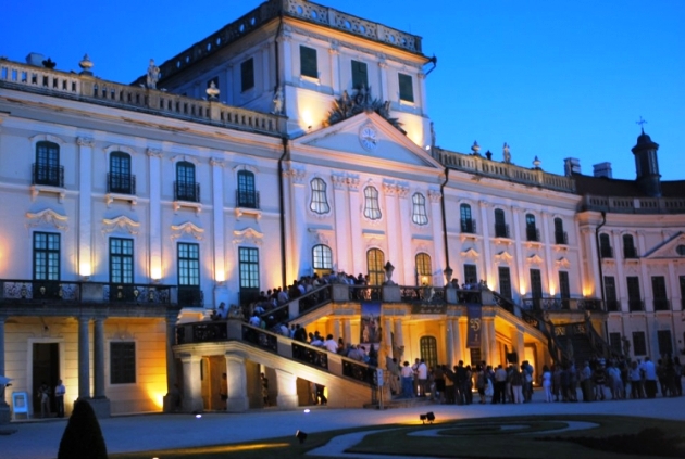 Esterházy-kastély, Fertőd