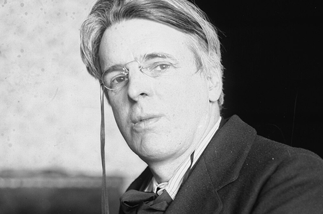 William Butler Yeats (1865–1939) Nobel-díjas költő (Fotó: Bain News Service/Wikimedia)