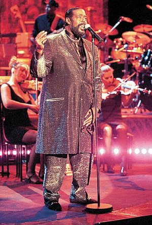 Barry White (Forrás: Biography.com)