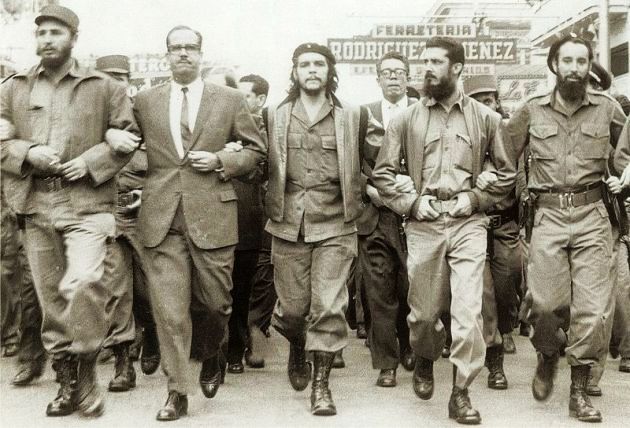 Che Guevara, Fidel Castro, Havanna, 1960 (Forrás: Wikipédia)