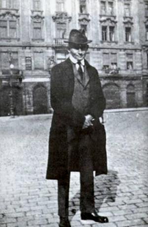 Franz Kafka (Forrás: Biography.com)