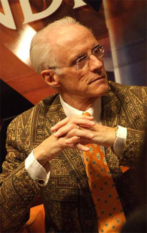 Robin Cook (Forrás: Alexandra Kiadó)