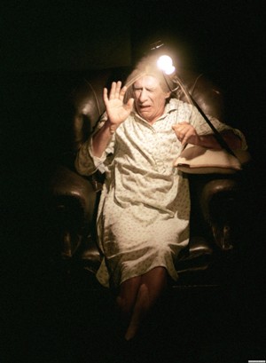 Halász Péter,  A sisakkészítő gyönyörű felesége (Fotó: Szilágyi Lenke, halasz24.hu)