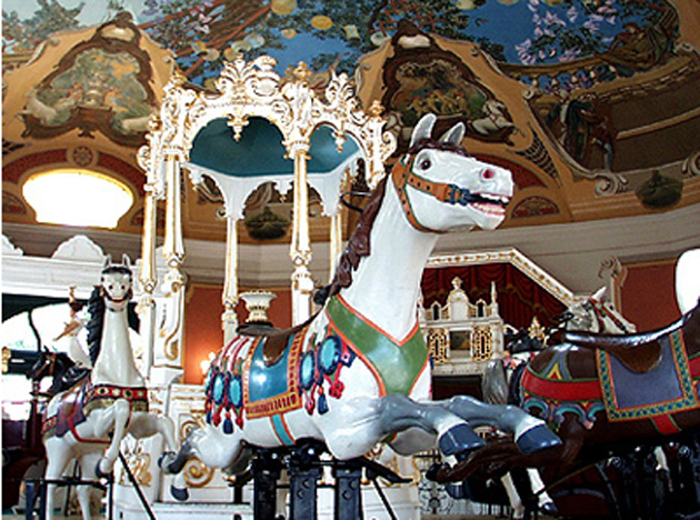 Körhinta (Forrás: vidampark.hu)
