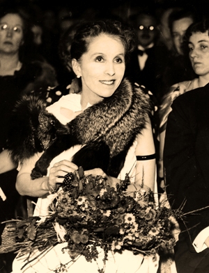 Karen Blixen, 1935 (Fotó: Wikipédia)
