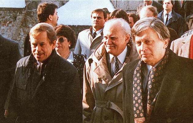 rendszerváltás, Václav Hável, Göncz Árpád és Antall József, 1991, Visegrád (Fotó: OSZK)