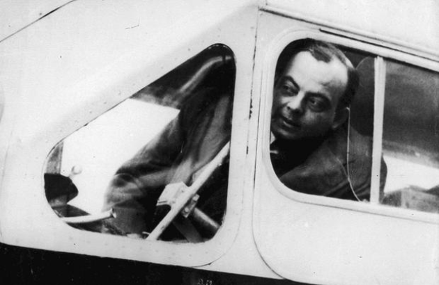 Antoine de Saint-Exupéry (Fotó: amaisondupetitprince.com)