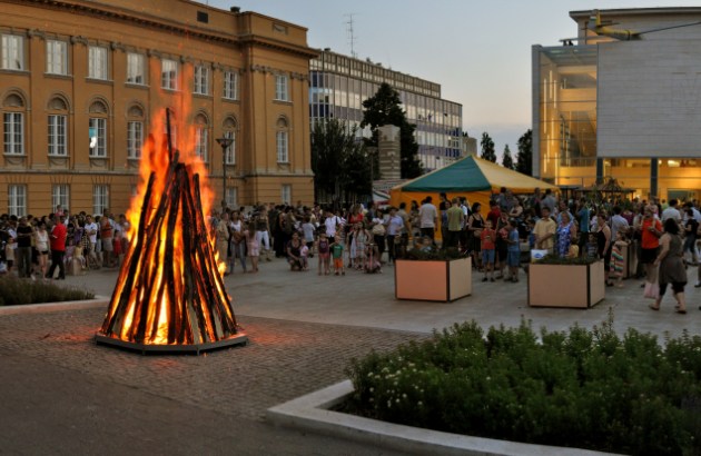 Modem, Debrecen