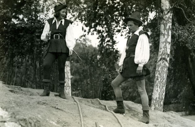 Somogyi Erzsi (Rosalinda) és Jávor Pár (Orlando) - Ahogy tetszik, 1939, rendezte Németh Antal (Forrás: OSZMI)
