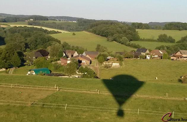 Utazás hőlégballonnal, Németország, Nümbrecht - Morsbach (Fotó: Cultura/Kibelbeck Mara)