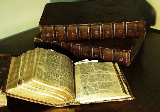 A híres genfi Biblia (Fotó: Wkipédia)