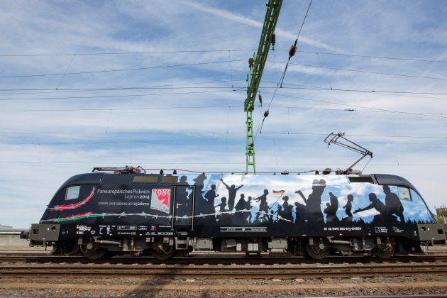 Közép-Európa 1989 - A GYSEV emlékmozdonya (MTI Fotó: Nyikos Péter)