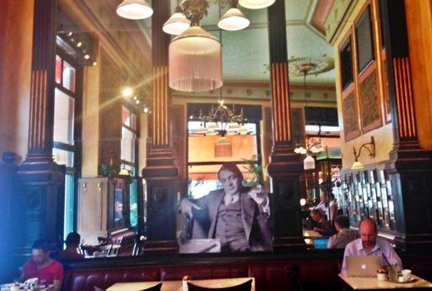 Centrál Kávéház, Ady Endre fotója