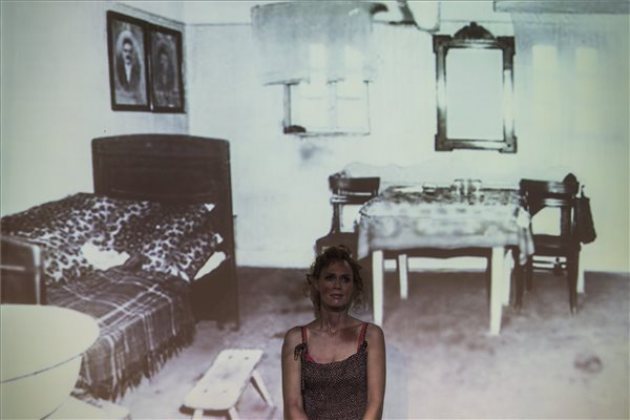 Grecsó Krisztián: Mellettem elférsz - Rózsavölgyi Szalon, Gubík Ági (MTI Fotó: Kallos Bea)