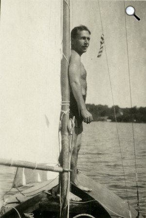 Déry Tibor 1929 nyarán (Fotó: PIM)