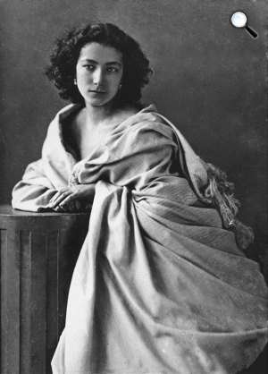 Sarah Bernhardt, 1864 (Fotó: Nadal/Wikipédia)