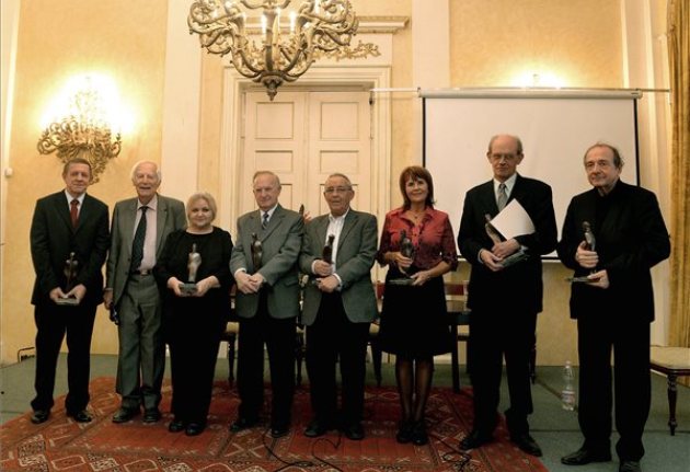 Kiosztották a Hazám-díjakat 2014-ben. (MTI Fotó: Bruzák Noémi)