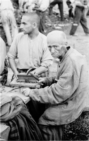 II. világháború, Dachau, munkatábor, 1938 (Fotó: Bundesarchiv Bild)