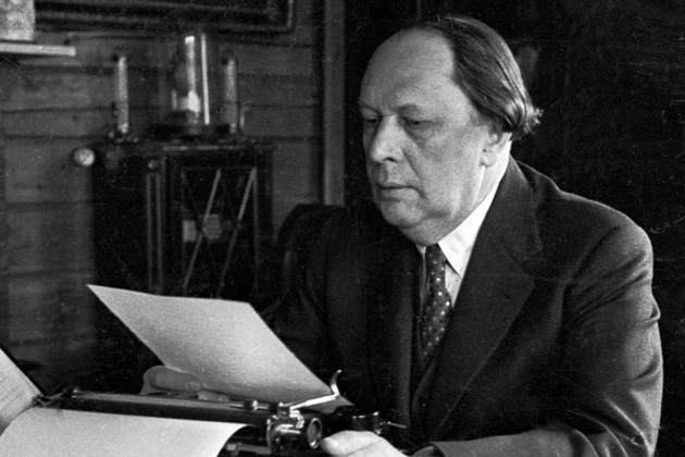 Alekszej Nyikolajevics Tolsztoj (Fotó: Wikipédia) Alekszej Nyikolajevics Tolsztoj (Fotó: Wikipédia)