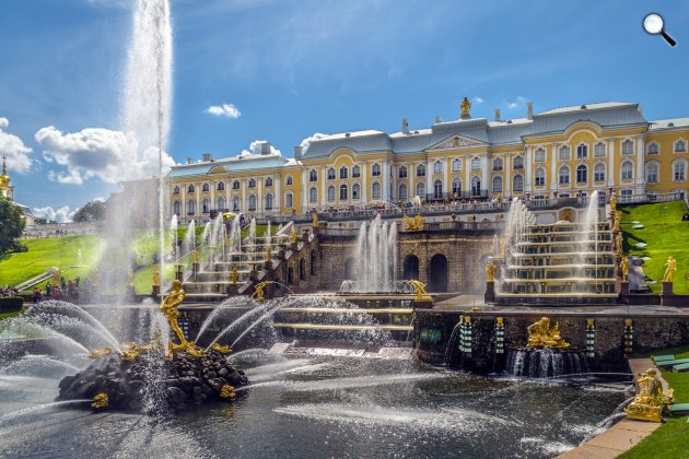 Peterhof, a Nagy Péterről elnevezett palota (Fotó: Wikipédia)