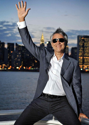 Andrea Bocelli operaénekes