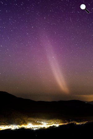 Sarki fény (aurora borealis) Salgótarján közeléből fotózva 2015. március 17-én. MTI Fotó: Komka Péter)