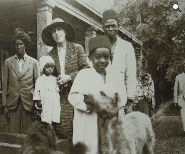 Karen Blixen író Afrikában (Fotó:karen-blixen.dk)