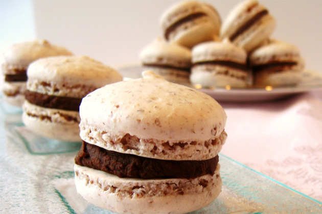 Édessés, csokis, mandilás macaron, paganini