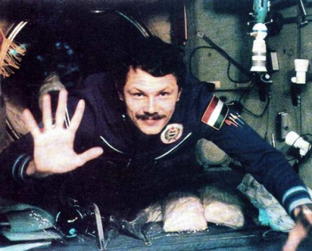 Farkas Bertalan az első magyar űrhajós, 1980 (MTI Fotó)