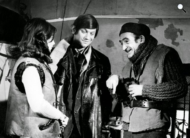 Az Egy óra múlva itt vagyok című magyar kalandfilmsorozatban Venczel Vera, Harsányi Gábor és Gyenge Árpád, 1971 (Fotó:Csabafi Attila / MTV)