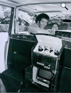 Sir Tom Jones zenész (Fotó: Listal.com)