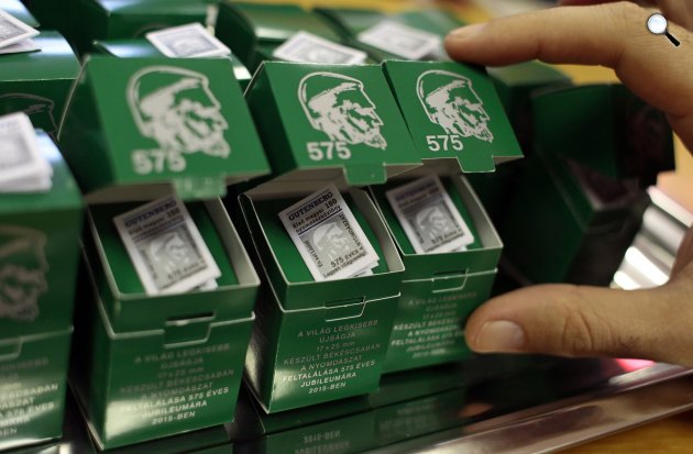 Gutenberg - A világ legkisebb újságja, Gécs Béla tipográfus, nyomdász (MTI Fotó: Lehoczky Péter)