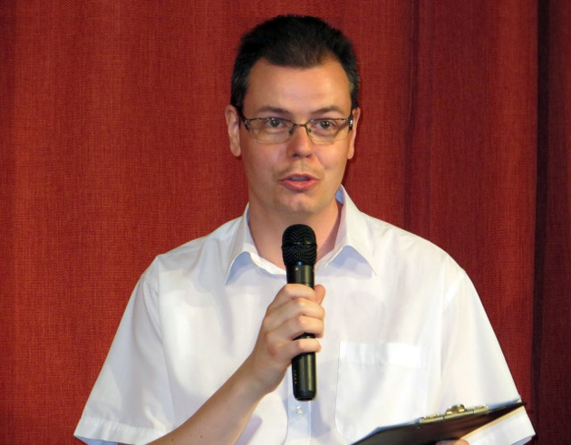 Horvát Péter Iván portréja (Fotó: e-nyelv.hu)