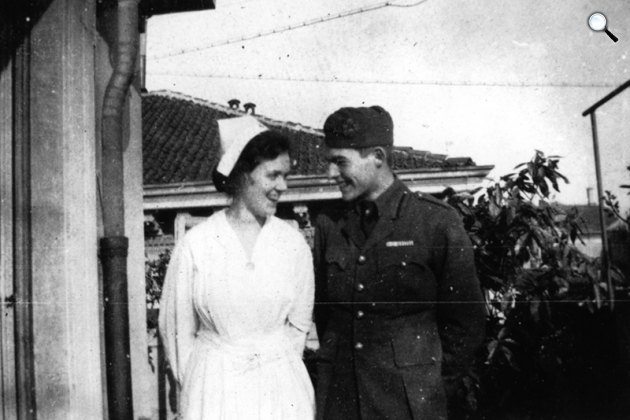 Agnes von Kurowsky és Ernest Hemingway, Olaszország, 1918 (Fotó: JFK Library)