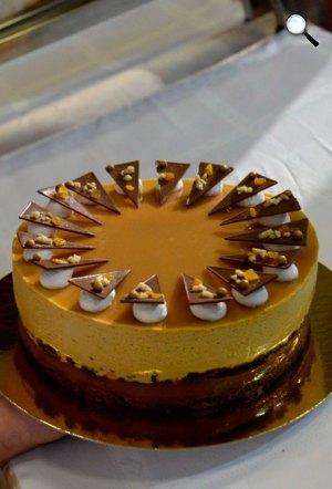 Magyarország tortája 2015 - Pannonhalmi sárgabarack-pálinkás karamelltorta (MTI Fotó: Bruzák Noémi)