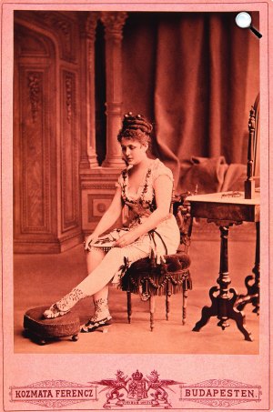 Blaha Lujza Charles Lecocq Koziki című operettjének címszerepében a Népszínházban, 1877-ben (Fotó: Kózmata Ferencz / OSZK)