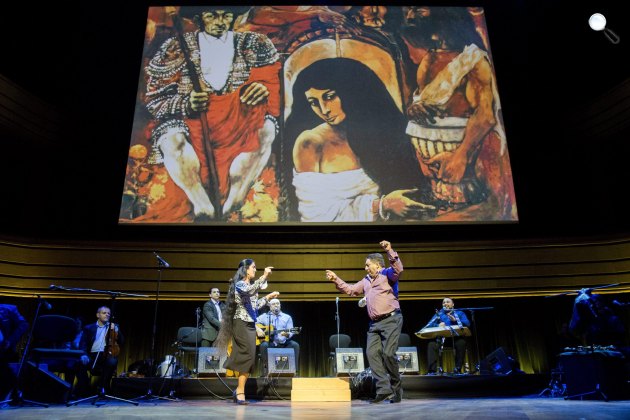 Lakatos Mónika és a Romengo együttes a Womex világzenei expón (MTI Fotó: Balogh Zoltán)