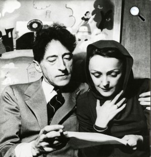 Édith Piaf sanzonénekes és Jean Cocteau író, rendező, 1940 (Fotó: listal.com)