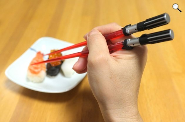 Japán fénykard-pálcika, étel (Fotó: mcha-cn.com) 