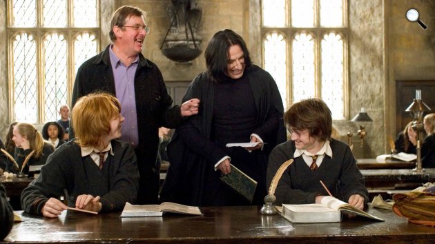 A Harry Potter forgatása közben: Alan Rickman (Severus Piton), Rupert Grint (Ron Weasley) és Daniel Radcliffe (Harry Potter) (Fotó: listal.com)